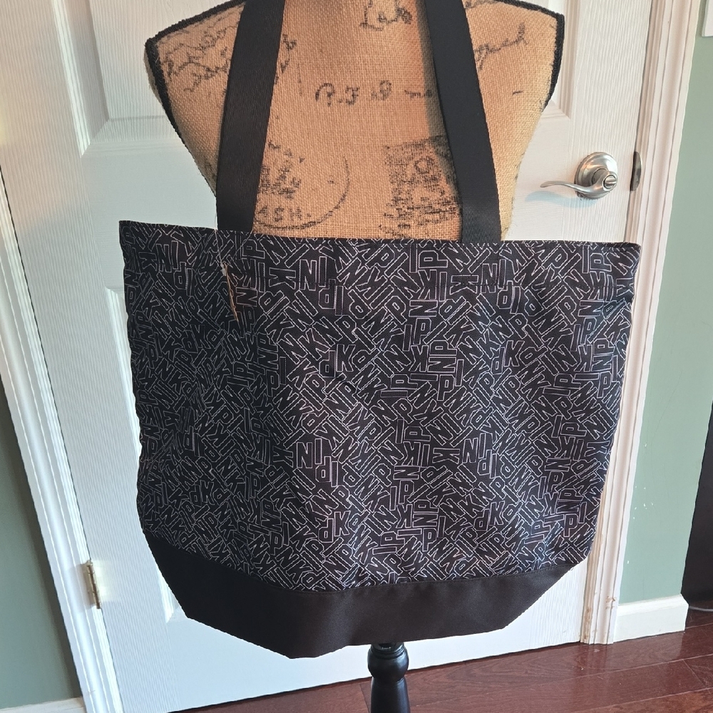 PINK Victoria's Secret Black Graphic Tote